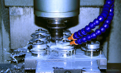 防銹乳化油說明使用壽命一年以上非常適合CNC加工中心使用