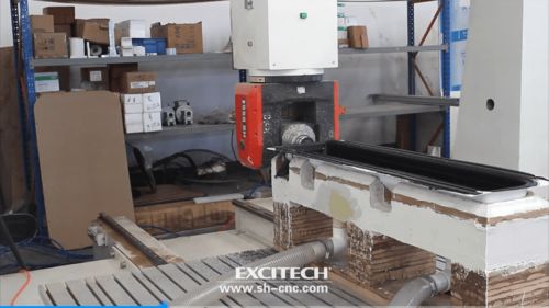 復(fù)合材料cnc雕刻機(jī)如何高速高效的完成雕刻工作
