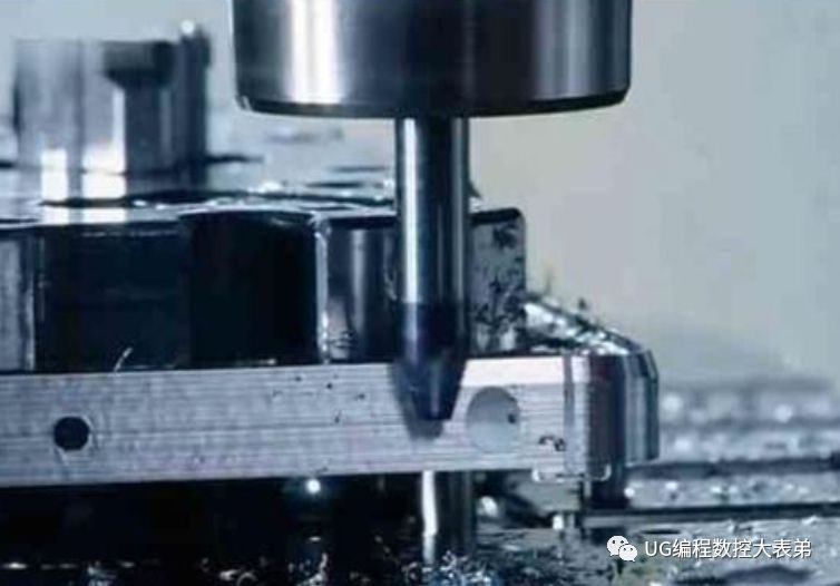 CNC加工精度問題排查指南 系統性步驟快速定位原因